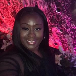 Meet your Posher, Laquana